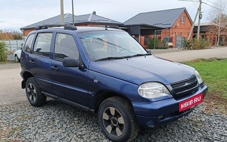 Chevrolet Niva I рестайлинг, 2006 год, 320 000 рублей, 2 фотография