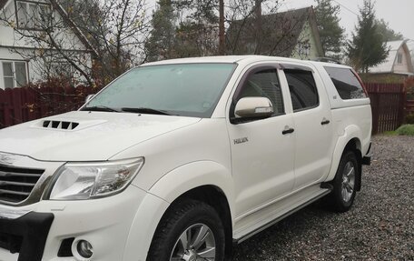 Toyota Hilux VII, 2014 год, 3 000 000 рублей, 1 фотография