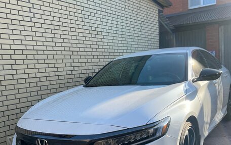 Honda Accord IX рестайлинг, 2022 год, 3 000 000 рублей, 2 фотография