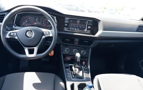 Volkswagen Jetta VII, 2021 год, 1 800 000 рублей, 4 фотография