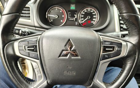 Mitsubishi L200 IV рестайлинг, 2018 год, 2 700 000 рублей, 10 фотография