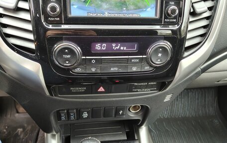 Mitsubishi L200 IV рестайлинг, 2018 год, 2 700 000 рублей, 8 фотография