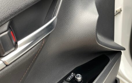 Toyota Camry, 2019 год, 2 750 000 рублей, 12 фотография
