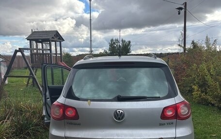 Volkswagen Tiguan I, 2010 год, 971 055 рублей, 1 фотография