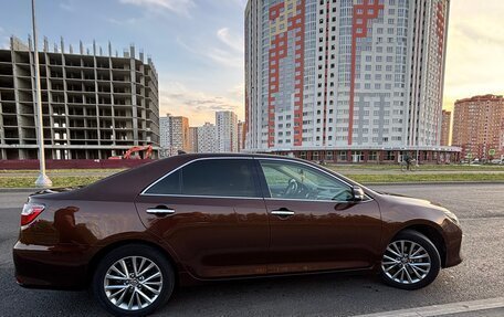 Toyota Camry, 2017 год, 2 700 000 рублей, 8 фотография