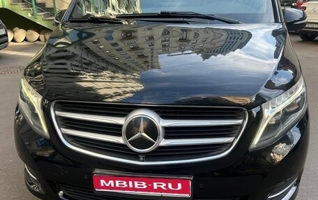 Mercedes-Benz V-Класс, 2014 год, 3 100 000 рублей, 1 фотография