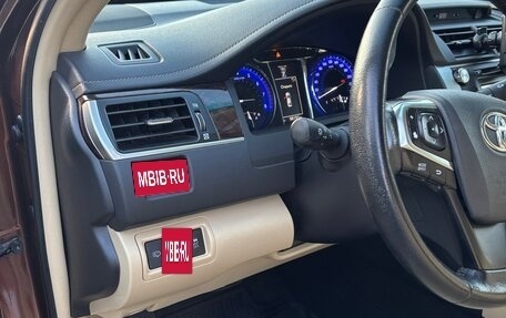 Toyota Camry, 2017 год, 2 700 000 рублей, 12 фотография