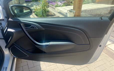 Opel Astra J, 2011 год, 900 000 рублей, 4 фотография