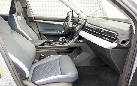 Geely Atlas, 2024 год, 3 512 990 рублей, 9 фотография