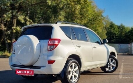Toyota RAV4, 2011 год, 1 900 000 рублей, 3 фотография