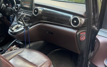 Mercedes-Benz V-Класс, 2014 год, 3 100 000 рублей, 8 фотография