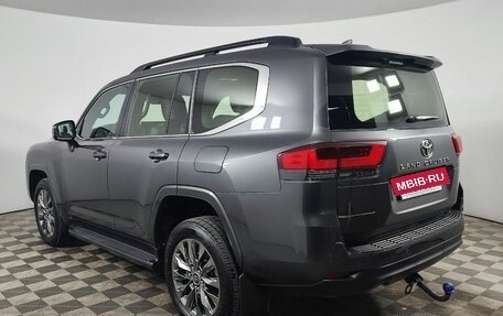 Toyota Land Cruiser, 2023 год, 10 000 000 рублей, 7 фотография