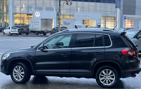 Volkswagen Tiguan I, 2010 год, 899 999 рублей, 8 фотография