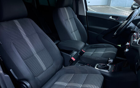 Volkswagen Tiguan I, 2010 год, 899 999 рублей, 12 фотография