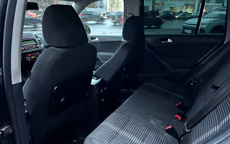 Volkswagen Tiguan I, 2010 год, 899 999 рублей, 17 фотография