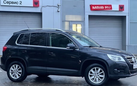 Volkswagen Tiguan I, 2010 год, 899 999 рублей, 4 фотография