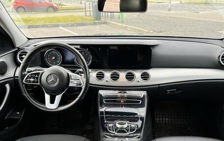 Mercedes-Benz E-Класс, 2020 год, 2 180 000 рублей, 9 фотография