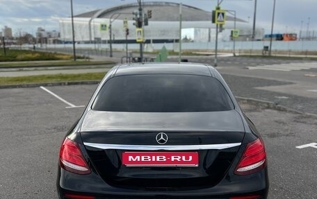 Mercedes-Benz E-Класс, 2020 год, 2 180 000 рублей, 4 фотография