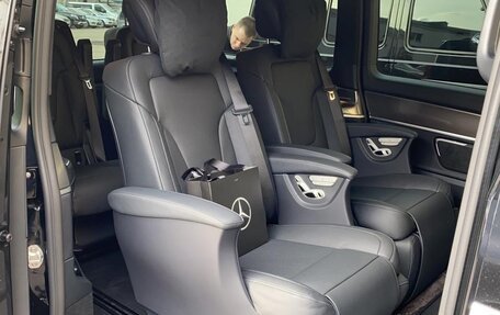 Mercedes-Benz V-Класс, 2020 год, 8 300 000 рублей, 3 фотография