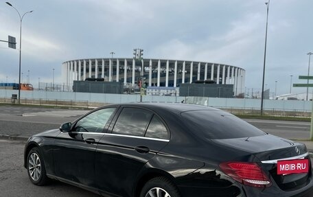 Mercedes-Benz E-Класс, 2020 год, 2 180 000 рублей, 6 фотография