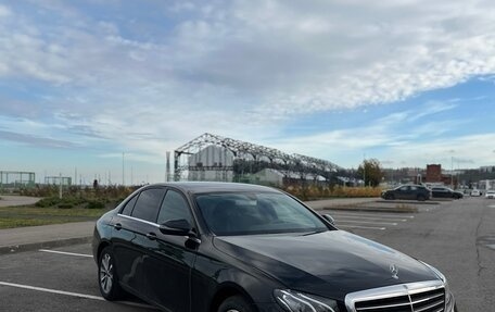 Mercedes-Benz E-Класс, 2020 год, 2 180 000 рублей, 7 фотография