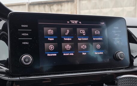 Volkswagen Polo VI (EU Market), 2021 год, 1 990 000 рублей, 10 фотография