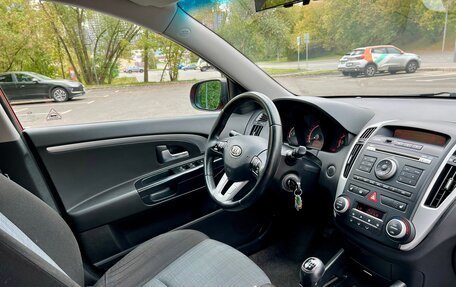 KIA cee'd I рестайлинг, 2010 год, 620 000 рублей, 7 фотография