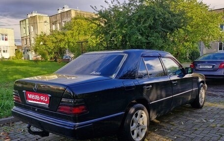 Mercedes-Benz E-Класс, 1995 год, 250 000 рублей, 4 фотография