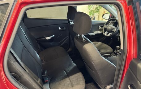 KIA Rio III рестайлинг, 2013 год, 820 000 рублей, 11 фотография