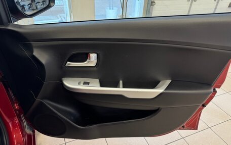 KIA Rio III рестайлинг, 2013 год, 820 000 рублей, 17 фотография