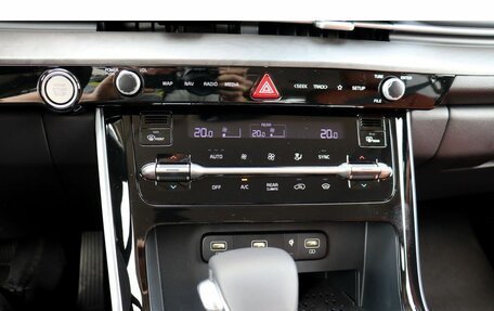 KIA Carnival, 2025 год, 7 000 000 рублей, 12 фотография