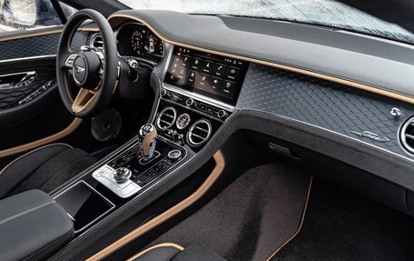 Bentley Continental GT, 2025 год, 49 990 000 рублей, 30 фотография