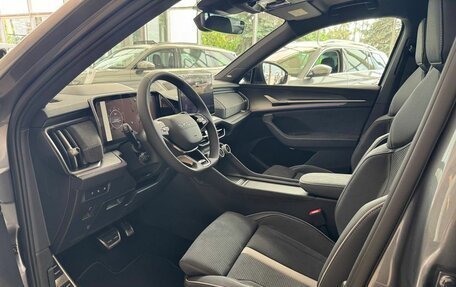 Skoda Kodiaq, 2025 год, 5 900 000 рублей, 10 фотография