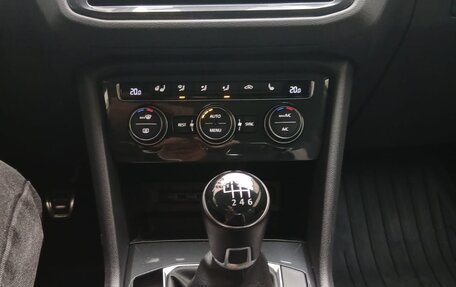 Volkswagen Tiguan II, 2020 год, 3 500 000 рублей, 8 фотография