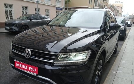 Volkswagen Tiguan II, 2020 год, 3 500 000 рублей, 3 фотография