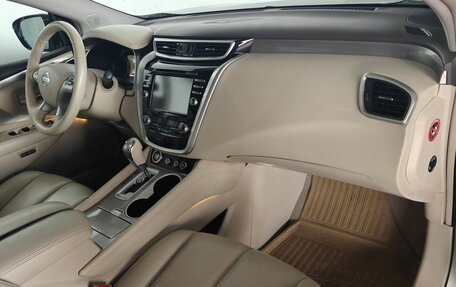 Nissan Murano, 2017 год, 2 500 000 рублей, 10 фотография