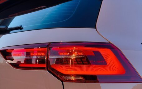 Volkswagen Golf VIII, 2021 год, 2 580 000 рублей, 10 фотография