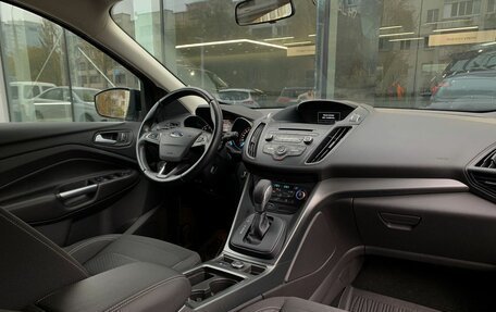 Ford Kuga III, 2017 год, 1 720 000 рублей, 9 фотография