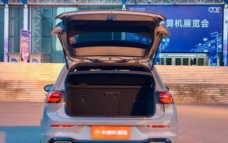 Volkswagen Golf VIII, 2021 год, 2 580 000 рублей, 19 фотография