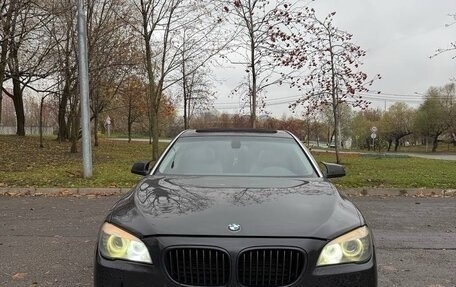 BMW 7 серия, 2009 год, 970 000 рублей, 28 фотография