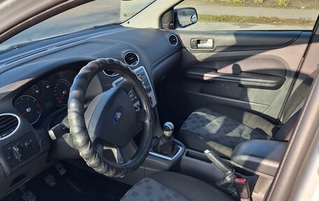 Ford Focus II рестайлинг, 2005 год, 580 000 рублей, 10 фотография