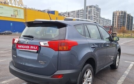 Toyota RAV4, 2014 год, 1 800 000 рублей, 6 фотография