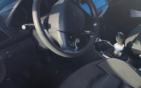 Hyundai Solaris II рестайлинг, 2013 год, 700 000 рублей, 3 фотография