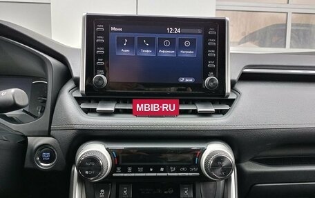 Toyota RAV4, 2020 год, 3 733 000 рублей, 10 фотография