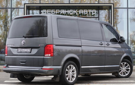 Volkswagen Caravelle T6 рестайлинг, 2020 год, 4 250 000 рублей, 3 фотография