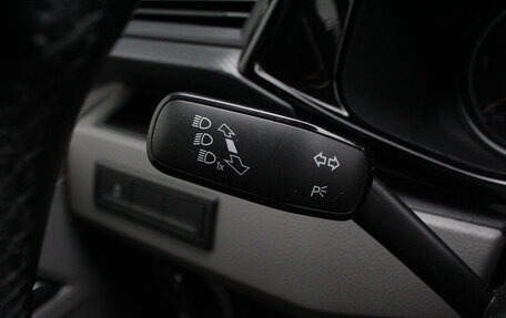 Volkswagen Caravelle T6 рестайлинг, 2020 год, 4 250 000 рублей, 13 фотография