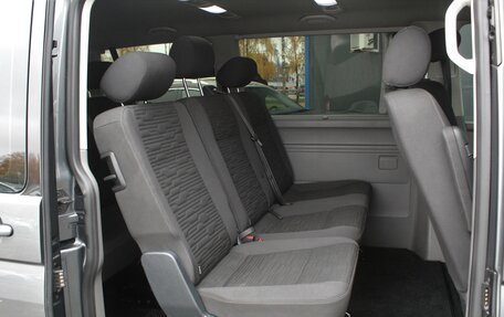 Volkswagen Caravelle T6 рестайлинг, 2020 год, 4 250 000 рублей, 21 фотография