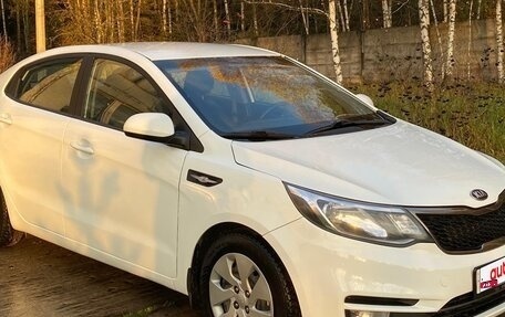 KIA Rio III рестайлинг, 2015 год, 760 000 рублей, 5 фотография