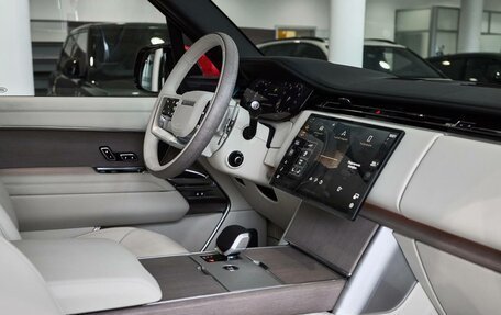 Land Rover Range Rover IV рестайлинг, 2025 год, 28 000 000 рублей, 9 фотография