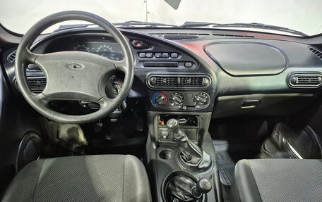 Chevrolet Niva I рестайлинг, 2018 год, 880 000 рублей, 10 фотография